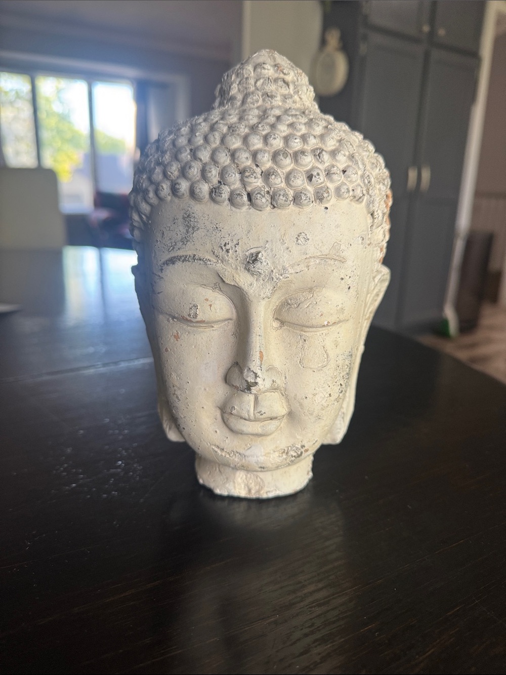 Beautiful 8“ Buddha head  concrete